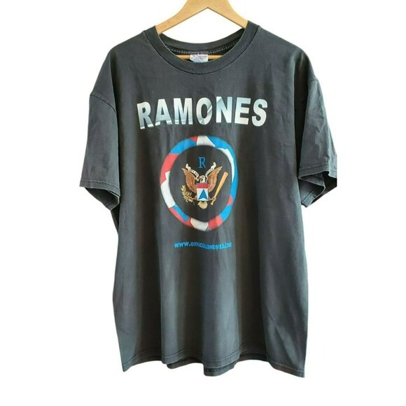 Vintage The Ramones Founding  Member Punk Concert T Shirt Size XL Music Legend - Picture 1 of 7